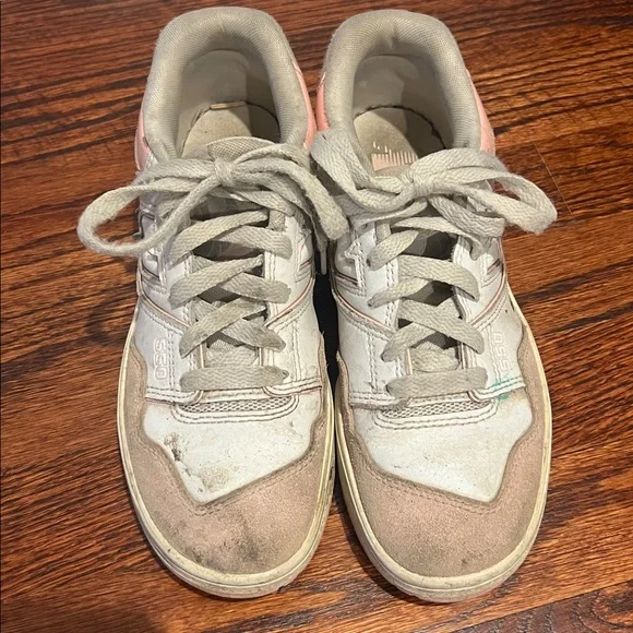 Big Kids New Balance 550 Sneakers Pink Size 4.5 Kids - Picture 2 of 9